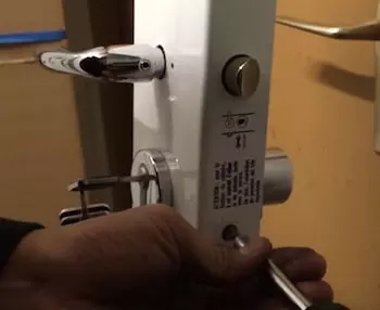 Bostanlı En Yakın Çilingir